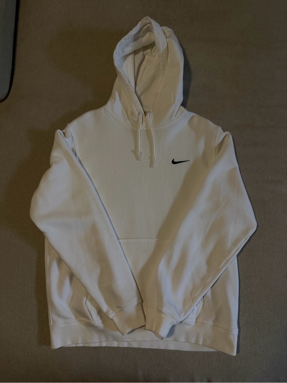 Nike Men's White Pullover Hoodie